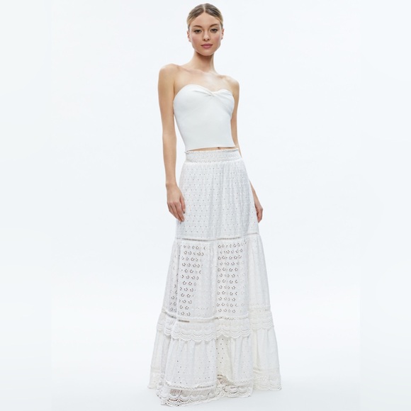 Alice + Olivia Dresses & Skirts - NWT ALICE + OLIVIA REISE PANELLED MAXI SKIRT OFF WHITE SZ 10